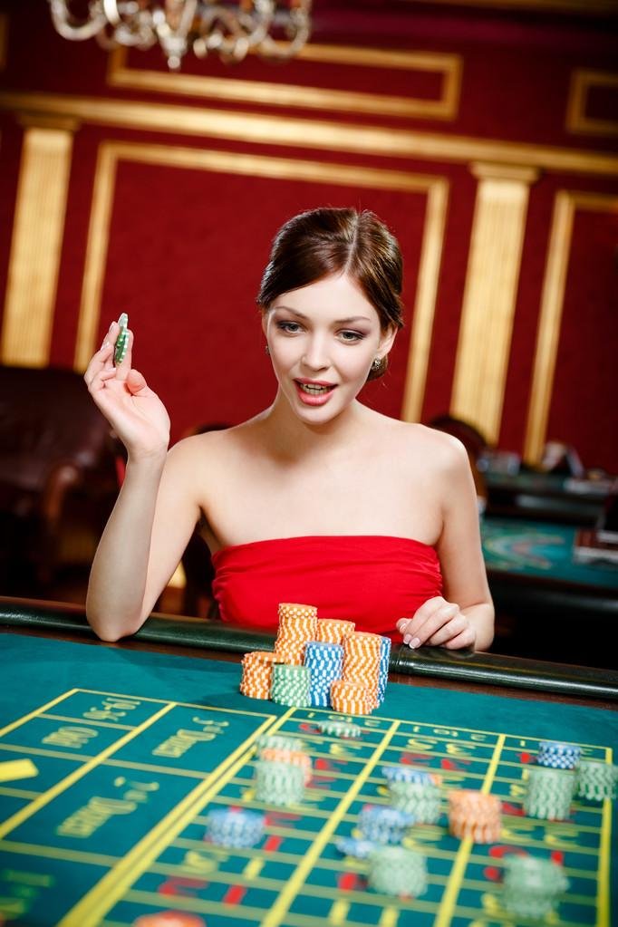 Ilustrasi koleksi slot online yang tersedia di pucuk11